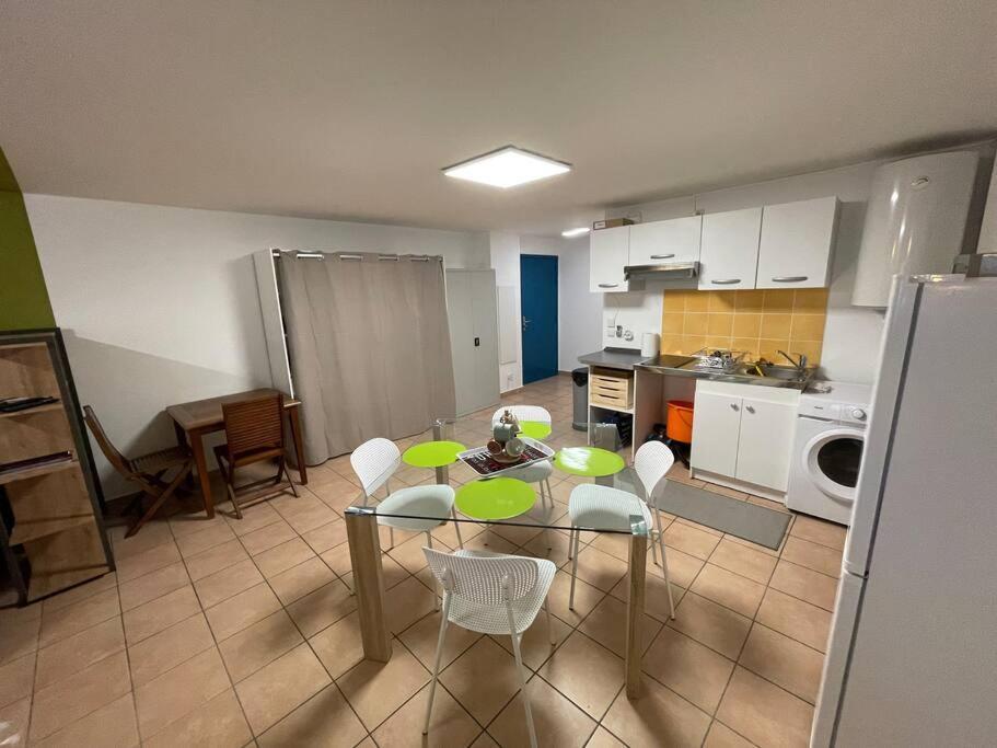 Immense Studio 51 Jusqu'A 4 Personnes Avec Vue Mer Saint-Denis Dış mekan fotoğraf